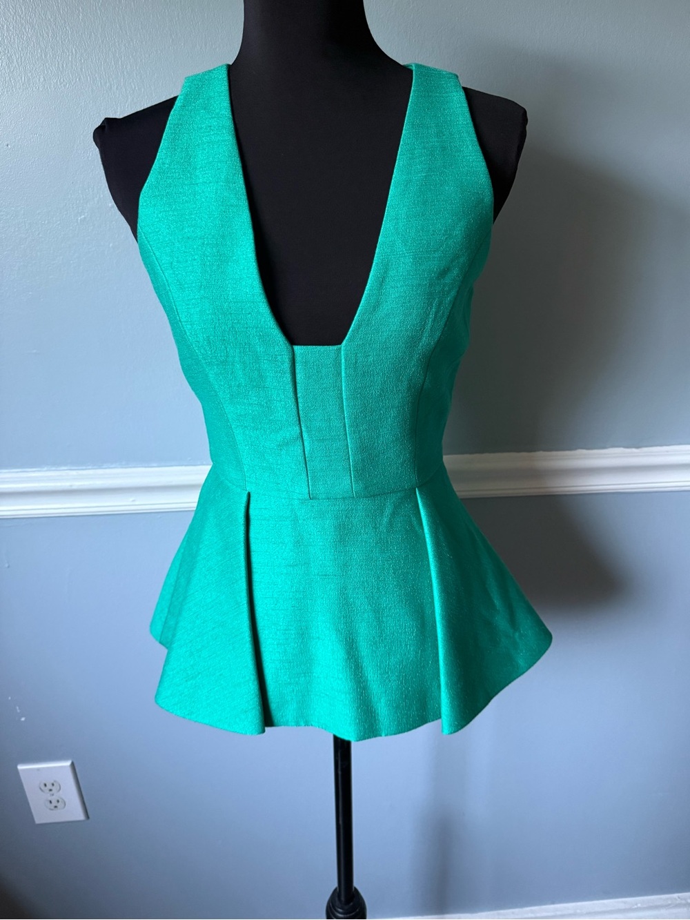 C/MEO Collective Emerald Green V-Neck Top